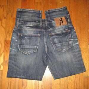 REMIX by ROCK REVIVAL Distressed Straight Jeans Sz 31